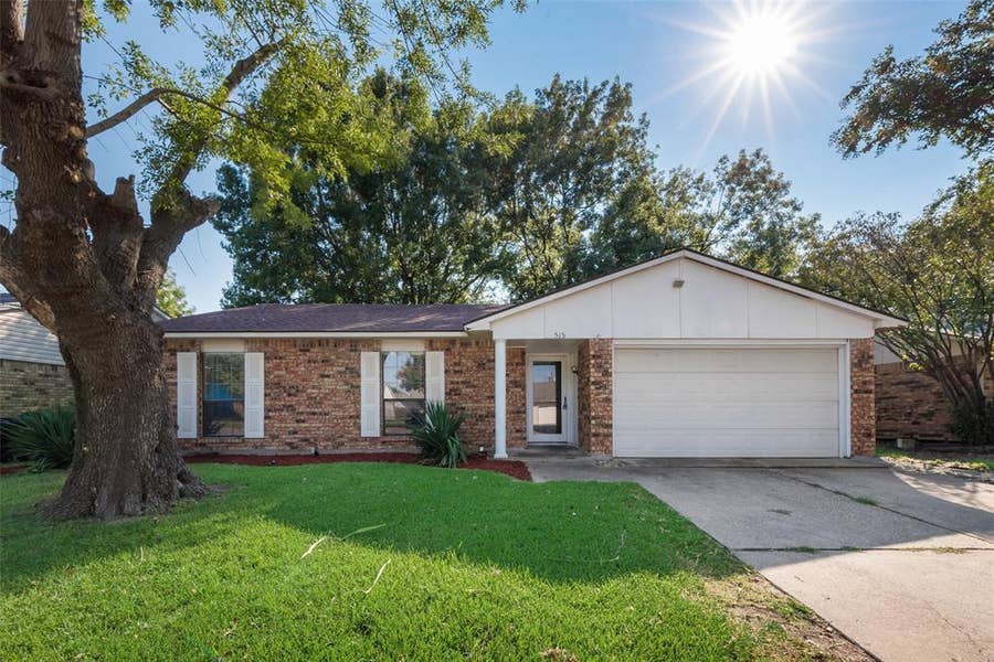 Property photo for 515 Forestwood Drive, Forney, TX