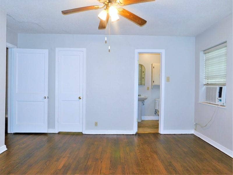 1010 Denton Street, Denton, TX 76201 1010 Denton Street, Denton, TX 76201
