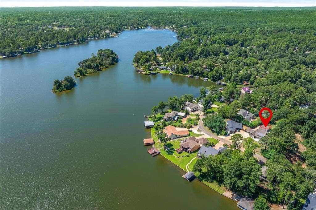 1428 Lakeshore Drive, Hideaway, TX 75771 1428 Lakeshore Drive, Hideaway, TX 75771