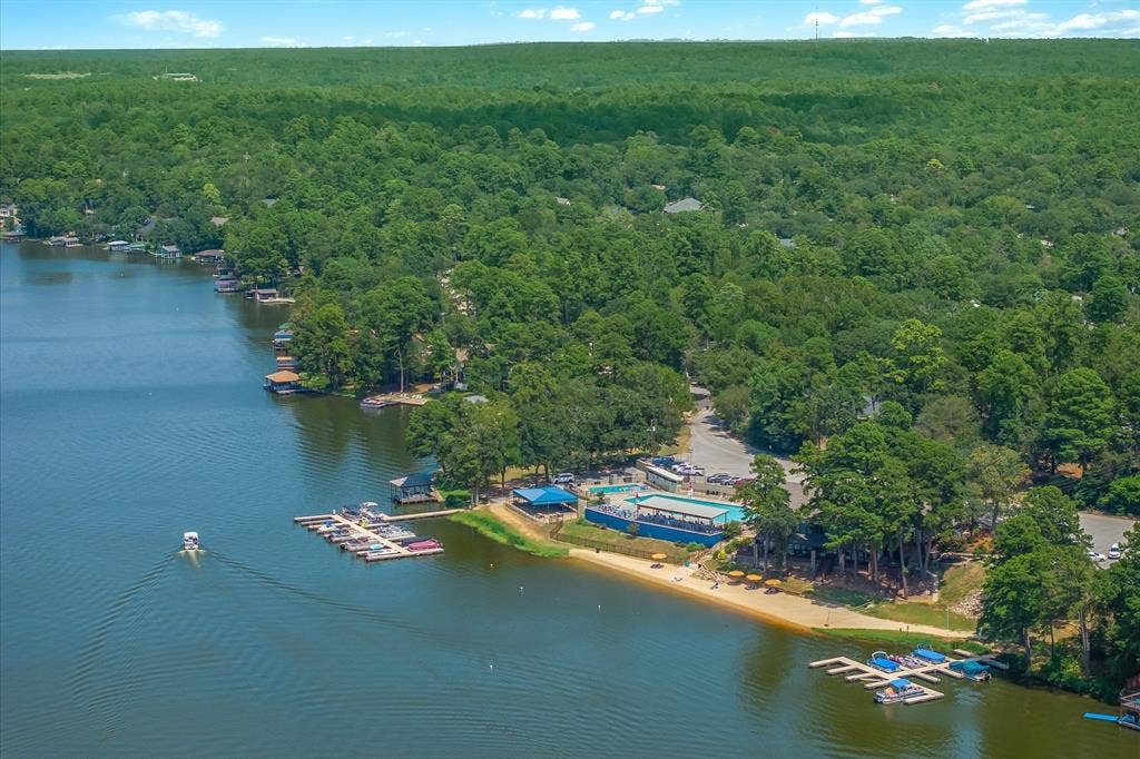 1428 Lakeshore Drive, Hideaway, TX 75771 1428 Lakeshore Drive, Hideaway, TX 75771