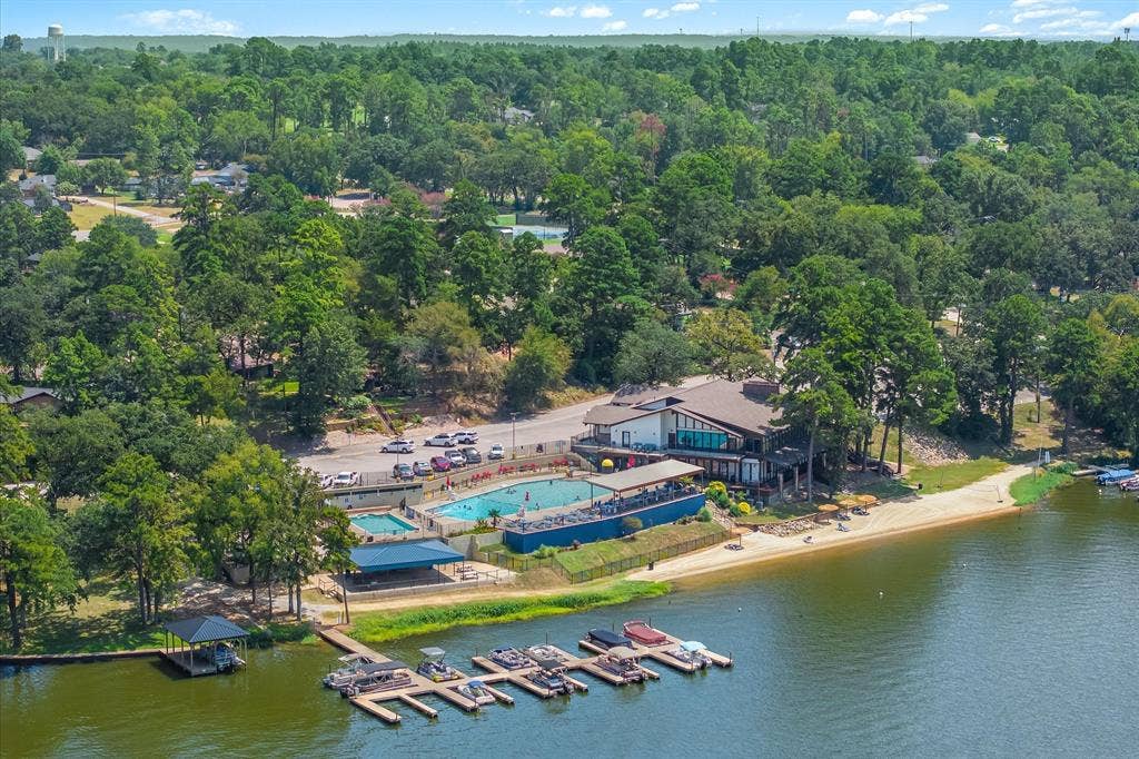 1428 Lakeshore Drive, Hideaway, TX 75771 1428 Lakeshore Drive, Hideaway, TX 75771