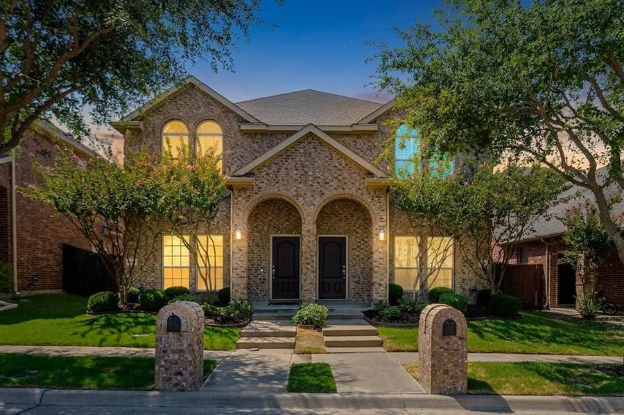 Property photo for 4924 Stray Creek Lane, McKinney, TX