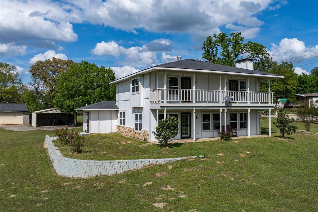 3672 E FM 1861, Athens, TX 75752
