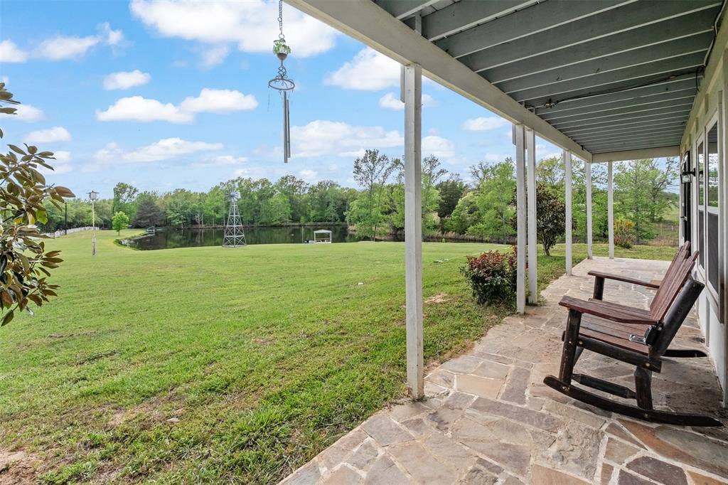 3672 E FM 1861, Athens, TX 75752
