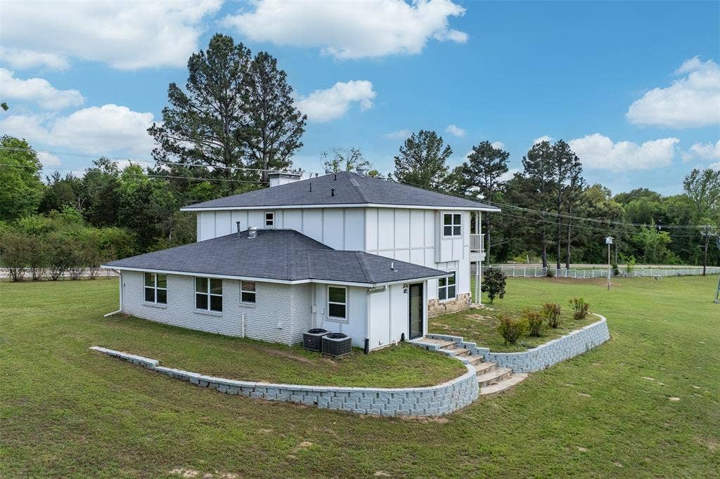 3672 E FM 1861, Athens, TX 75752