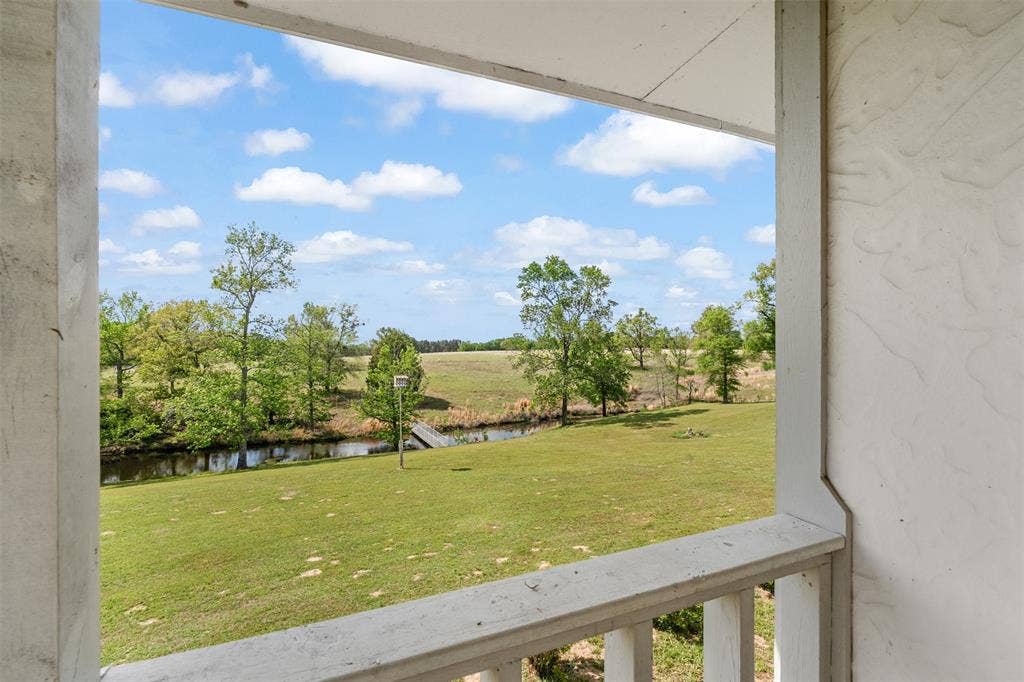 3672 E FM 1861, Athens, TX 75752