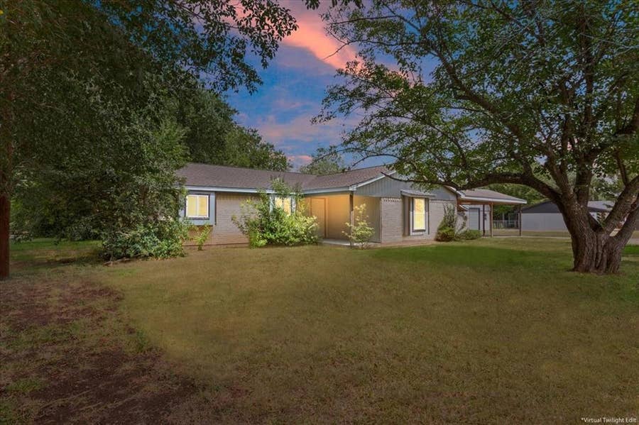 Property photo for 901 S Old Temple Road, Lorena, TX