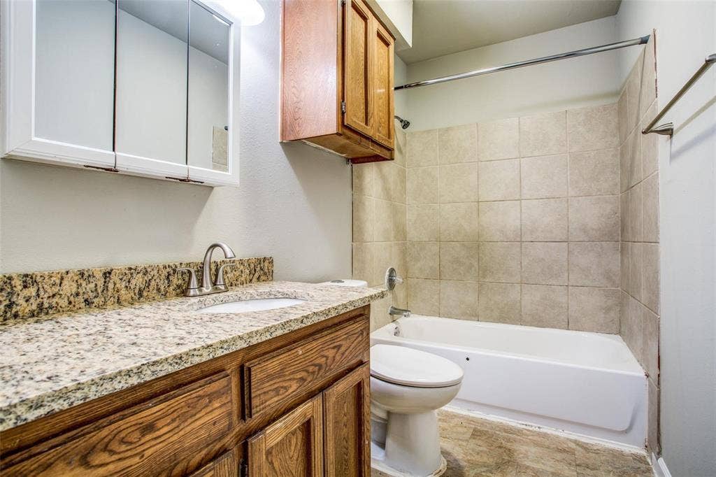 3825 Camelot Street, #A, Denton, TX 76209 3825 Camelot Street, #A, Denton, TX 76209