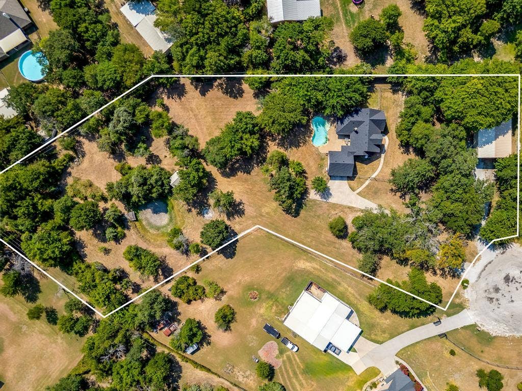 220 Royal Court, Weatherford, TX 76085 220 Royal Court, Weatherford, TX 76085