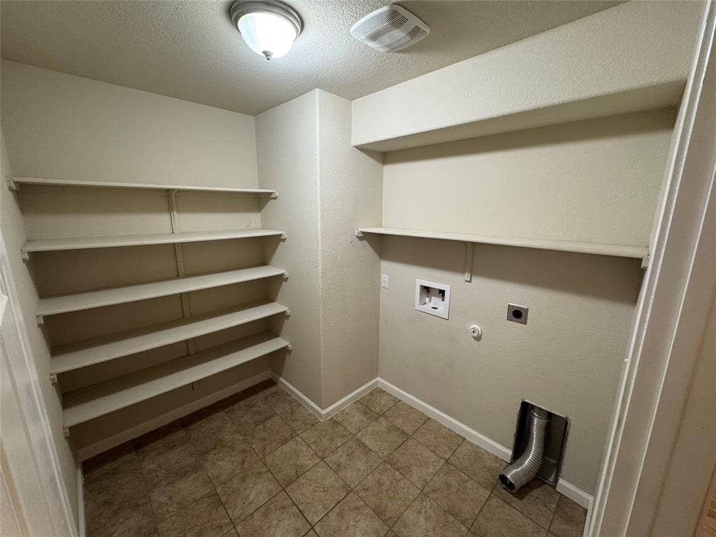 3020 Skinner Drive, Waco, TX 76655 3020 Skinner Drive, Waco, TX 76655