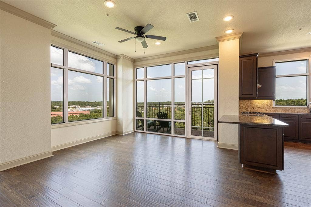 2801 Wexford Drive, #1006, Tyler, TX 75709