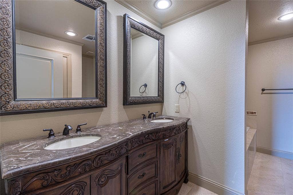 2801 Wexford Drive, #1006, Tyler, TX 75709