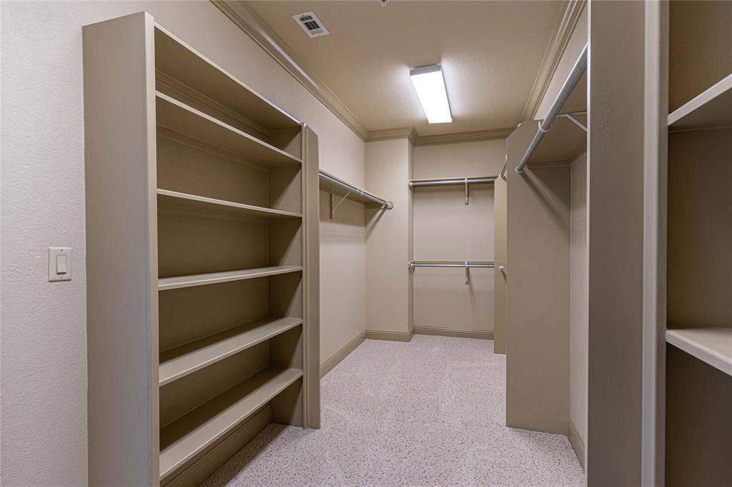 2801 Wexford Drive, #1006, Tyler, TX 75709