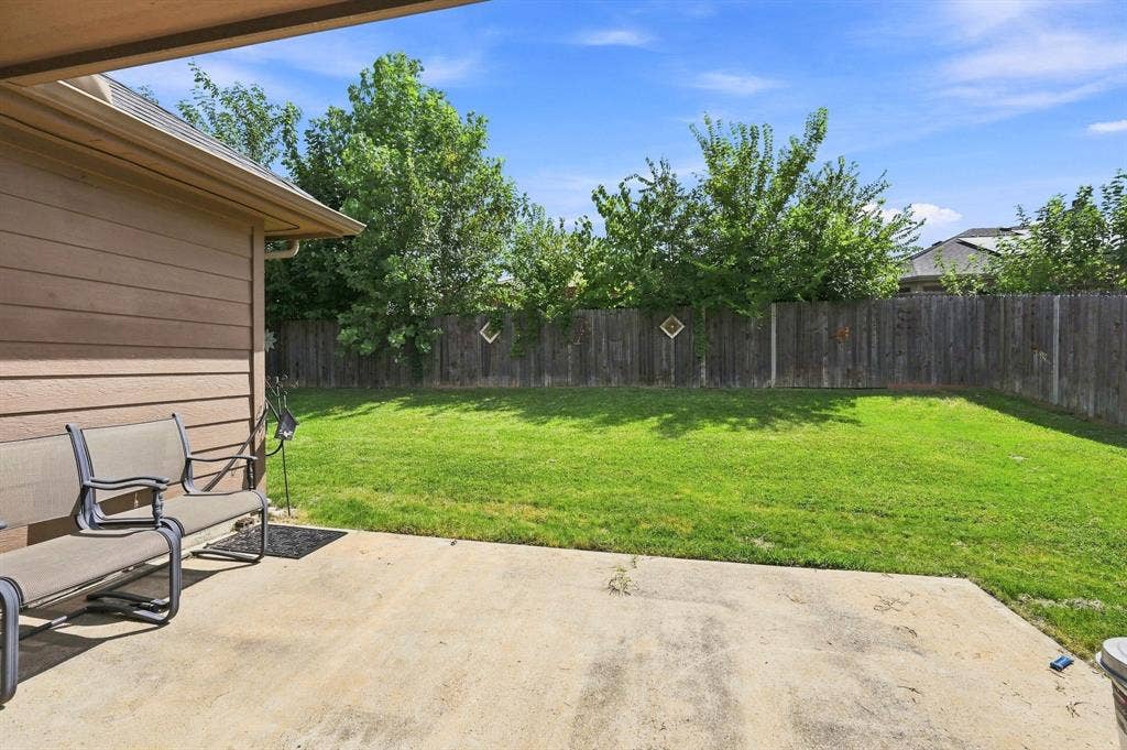 1718 Abaco Drive, Mansfield, TX 76063