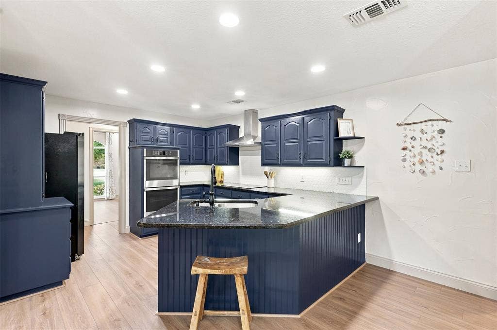 10722 Woodbridge Drive, Forney, TX 75126 10722 Woodbridge Drive, Forney, TX 75126
