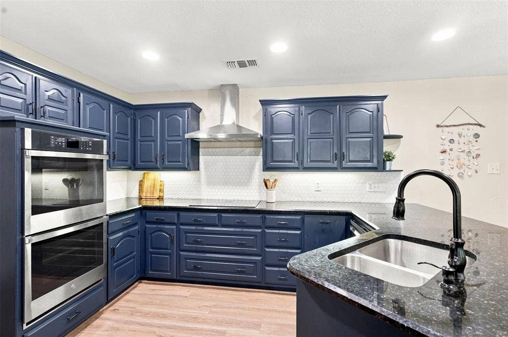 10722 Woodbridge Drive, Forney, TX 75126 10722 Woodbridge Drive, Forney, TX 75126