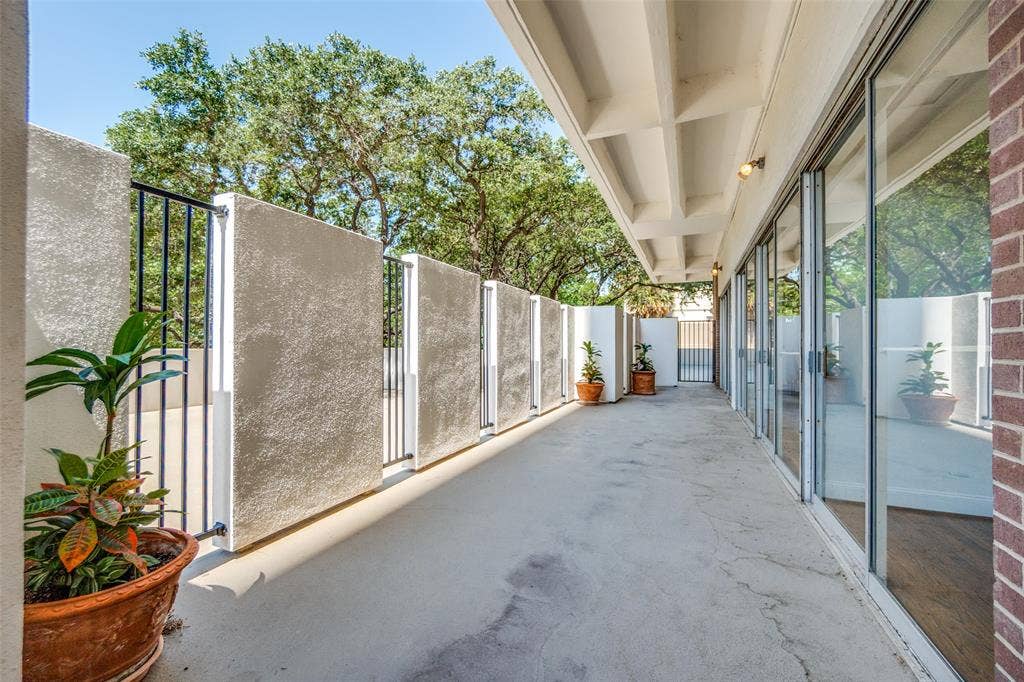 3601 Turtle Creek Boulevard, #T3, Dallas, TX 75219