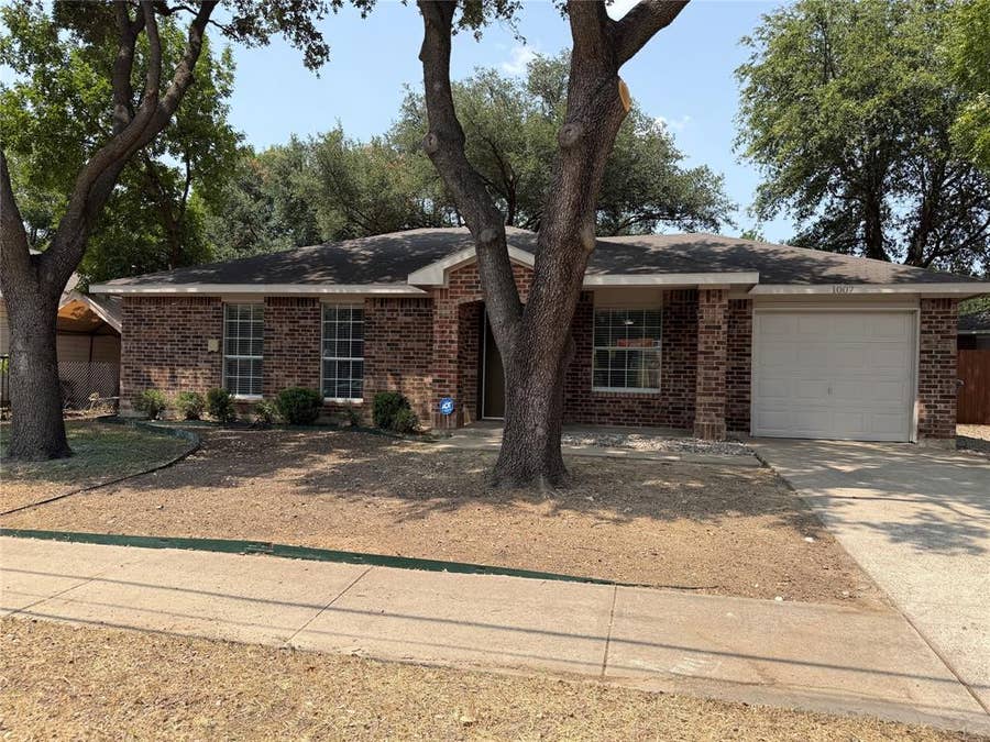 Property photo for 1007 Shaw Street, Dallas, TX