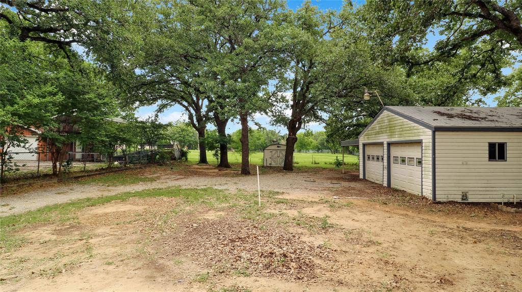 318 E Stark Road, Seagoville, TX 75159 318 E Stark Road, Seagoville, TX 75159