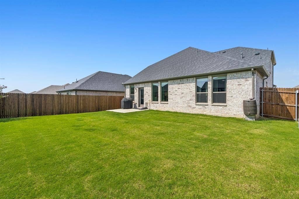 2123 Pedigree Lane, Seagoville, TX 75159
