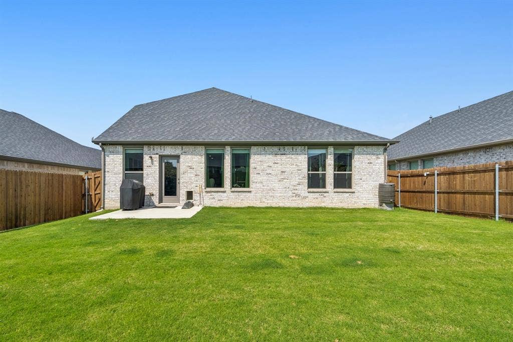 2123 Pedigree Lane, Seagoville, TX 75159