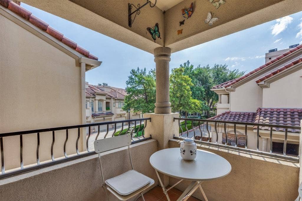 3320 Blackburn Street, Dallas, TX 75204 3320 Blackburn Street, Dallas, TX 75204
