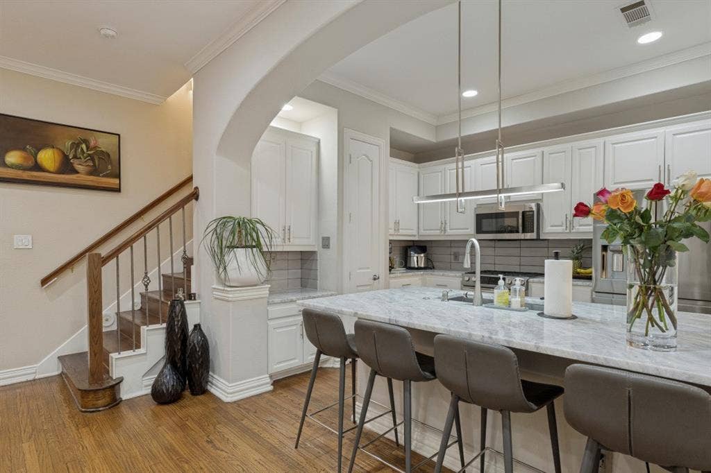 3320 Blackburn Street, Dallas, TX 75204 3320 Blackburn Street, Dallas, TX 75204