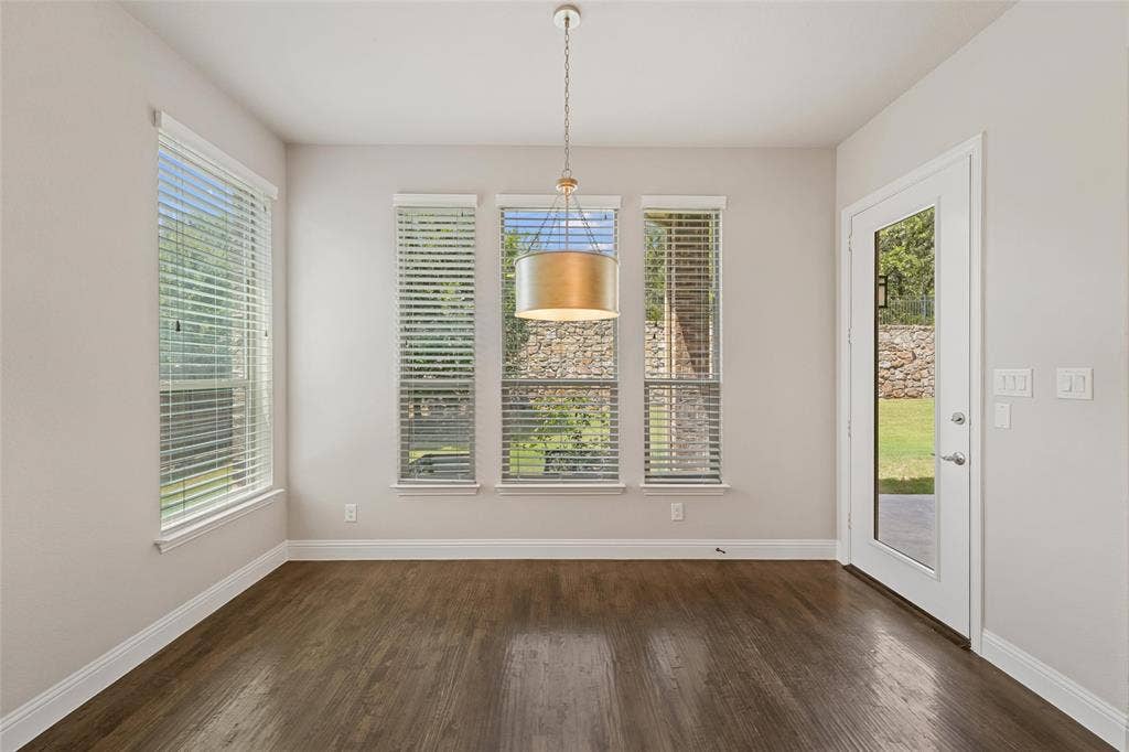 10846 Smoky Oak Trail, Argyle, TX 76226 Second dining area at breakfast nook
