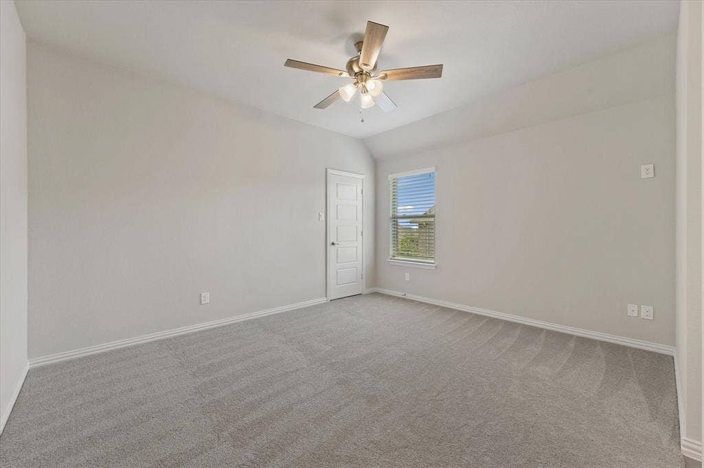 10846 Smoky Oak Trail, Argyle, TX 76226 4th bedroom upstairs