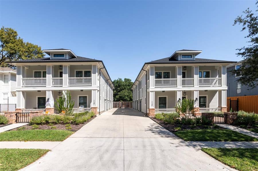Property photo for 1139 Kings Highway, #102, Dallas, TX