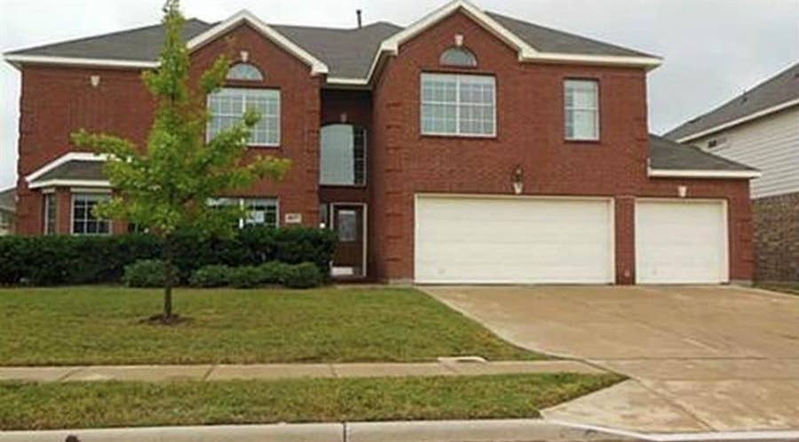 Property photo for 4637 Poplar Ridge Drive, Fort Worth, TX