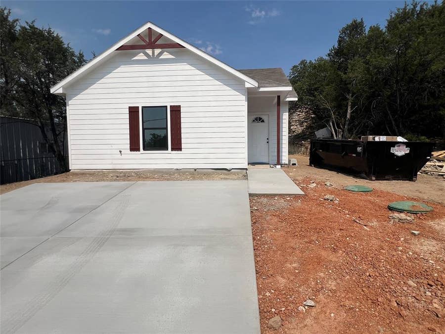 Property photo for 3105 Ohio River Trail, Granbury, TX