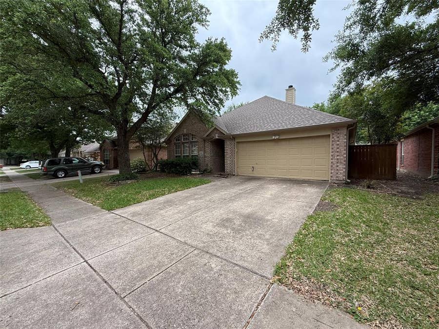 Property photo for 5901 Berkshire Road, McKinney, TX