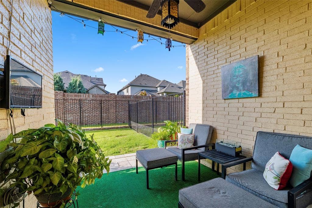 1078 Maverick Drive, Allen, TX 75013 1078 Maverick Drive, Allen, TX 75013