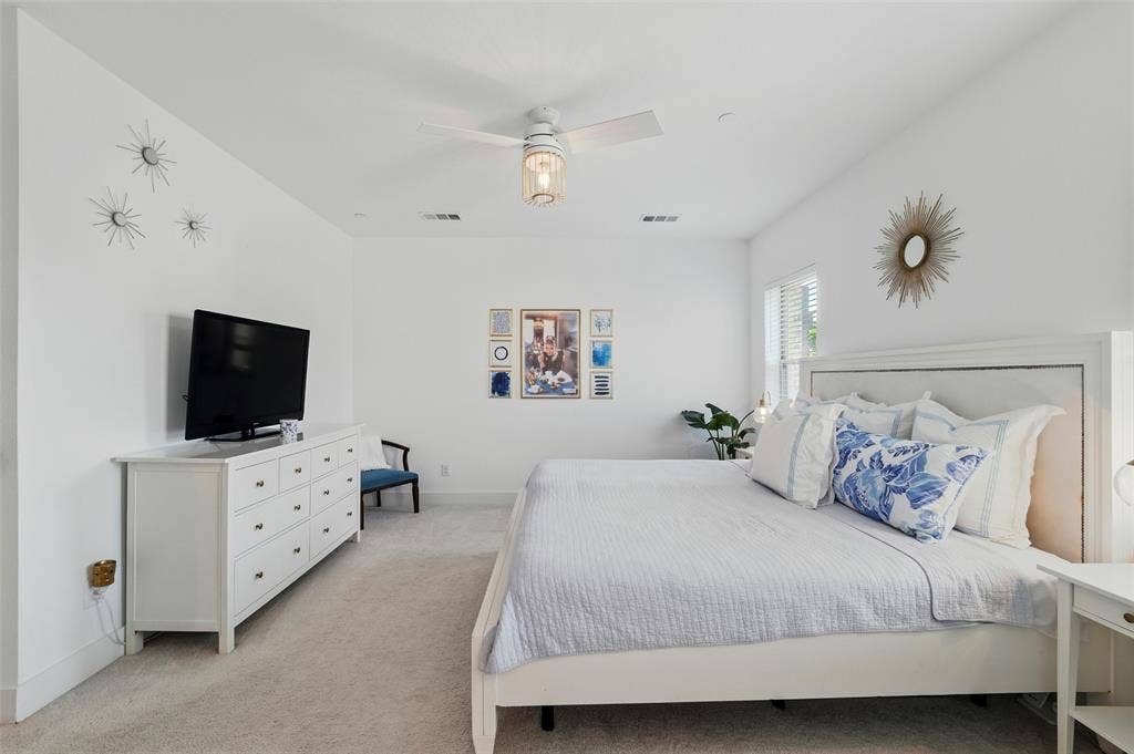 1078 Maverick Drive, Allen, TX 75013 1078 Maverick Drive, Allen, TX 75013