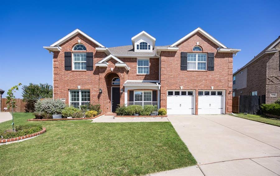 Property photo for 8520 Pinewood Drive, Fort Worth, TX
