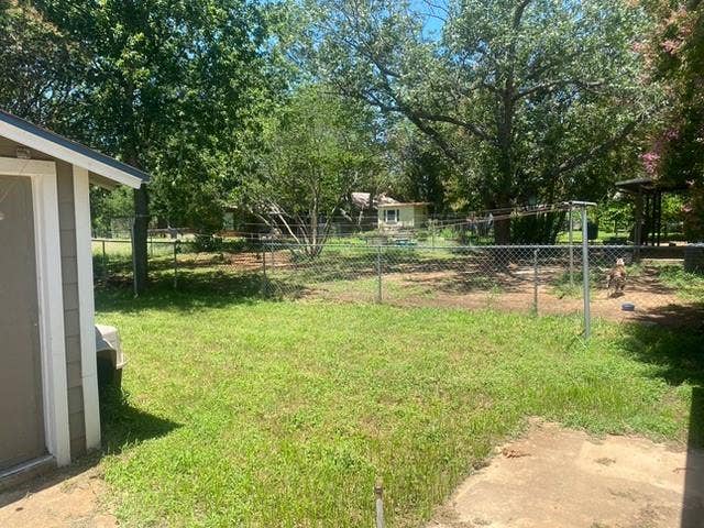 720 N West Street, Burnet, TX 78611 720 N West Street, Burnet, TX 78611