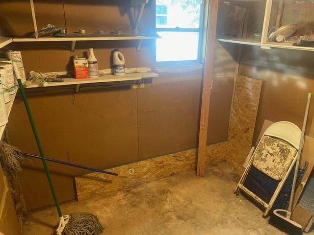 720 N West Street, Burnet, TX 78611 720 N West Street, Burnet, TX 78611