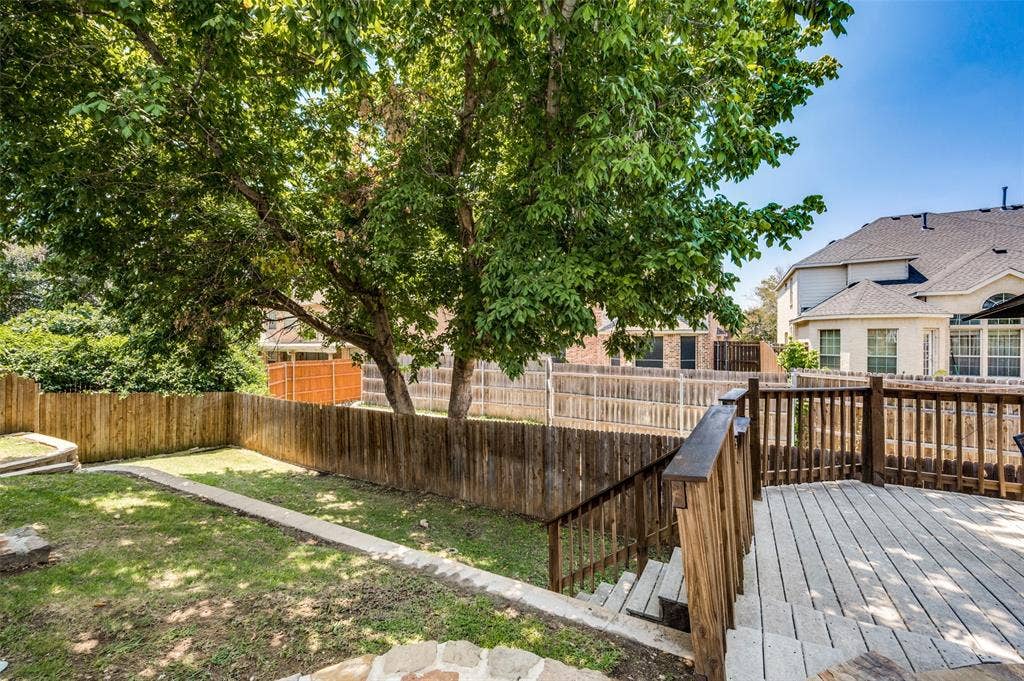 5104 Independence Avenue, Arlington, TX 76017