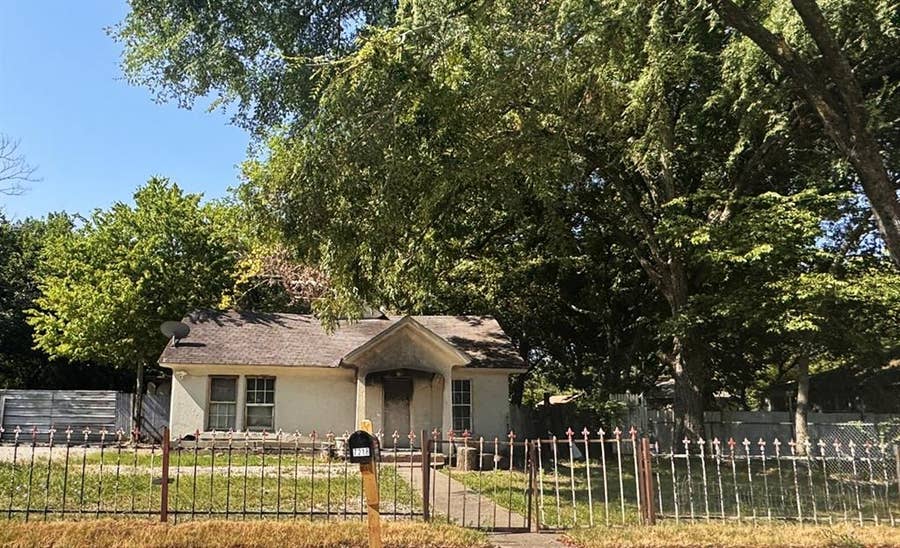 Property photo for 7218 Rosemont Road, Dallas, TX