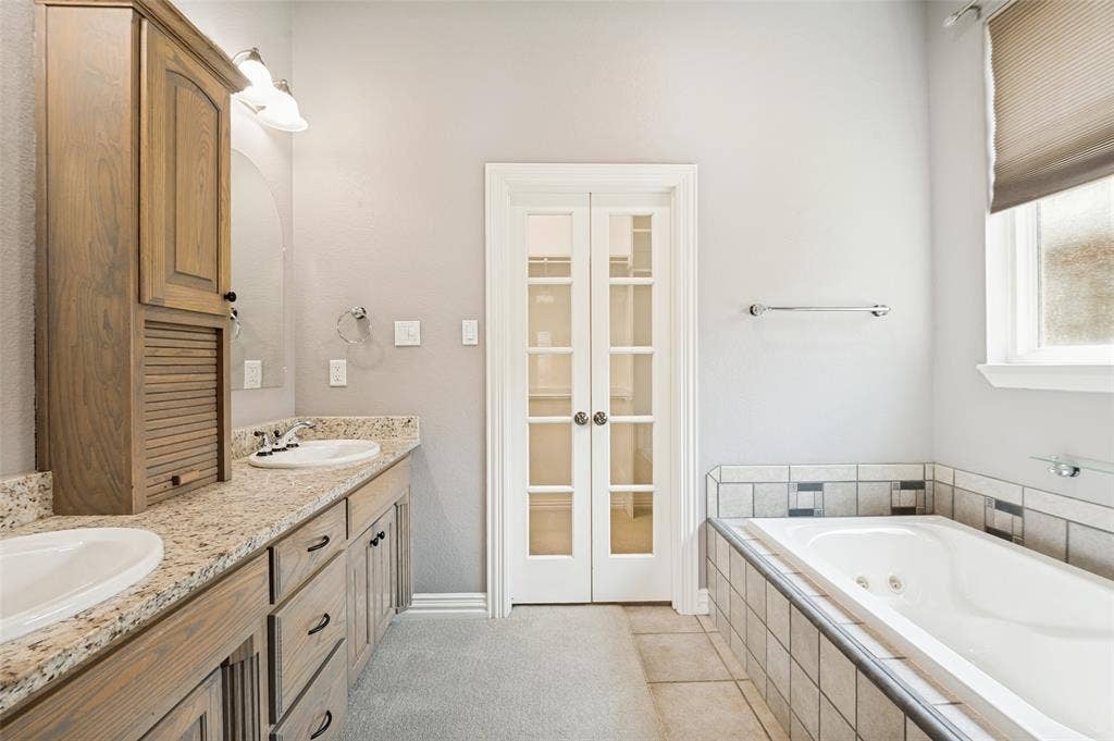 1533 Estates Way, Carrollton, TX 75006 1533 Estates Way, Carrollton, TX 75006