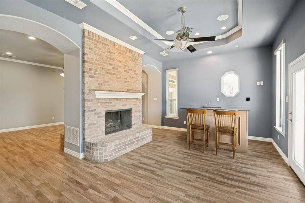 1533 Estates Way, Carrollton, TX 75006 1533 Estates Way, Carrollton, TX 75006