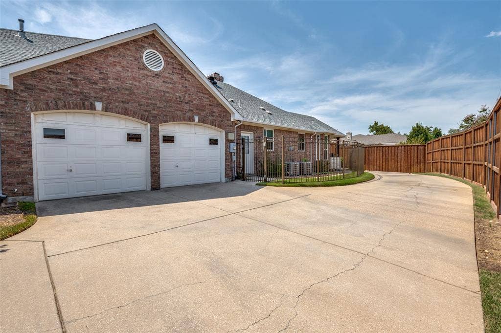1533 Estates Way, Carrollton, TX 75006 1533 Estates Way, Carrollton, TX 75006