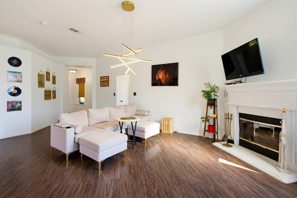 1400 Rancho Dominguez Road, Corinth, TX 76210 1400 Rancho Dominguez Road, Corinth, TX 76210