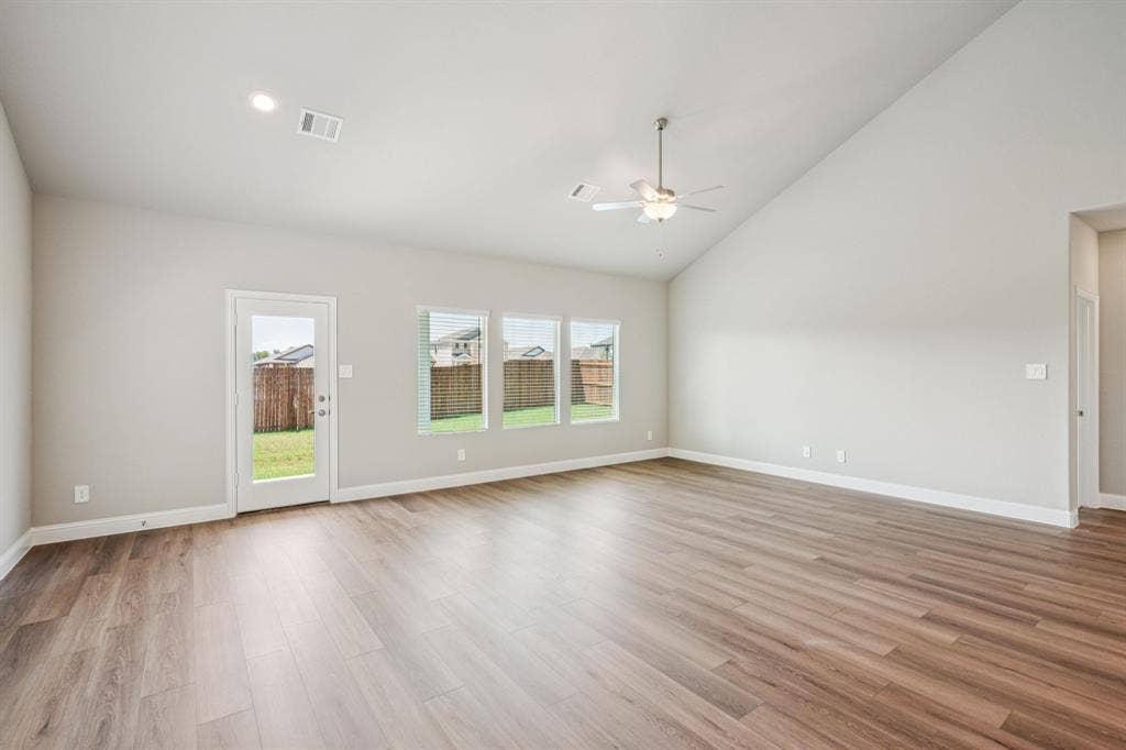 6202 Chickney Drive, Princeton, TX 75071 Photo is not of the actual home, but is an inspirational photo of builder’s model home and may depict options, furnishings, and/or decorator features that are not included.