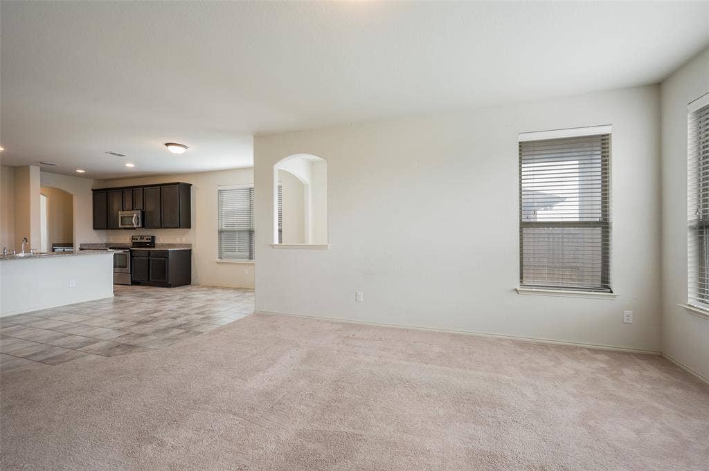 3416 Wavecrest Lane, Denton, TX 76208 3416 Wavecrest Lane, Denton, TX 76208