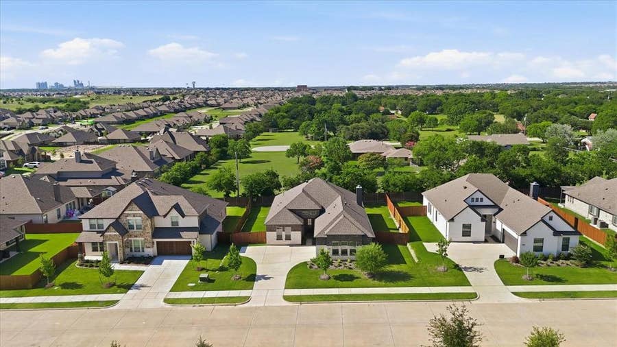Property photo for 4017 Alpine Street, Midlothian, TX