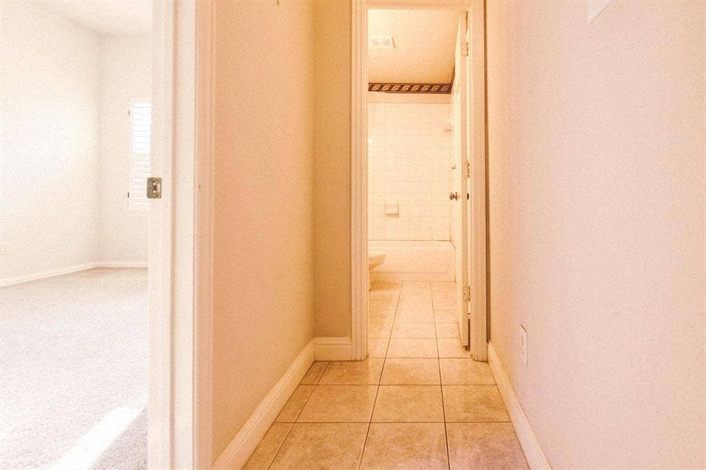 8017 Springmoss Drive, Plano, TX 75025 8017 Springmoss Drive, Plano, TX 75025