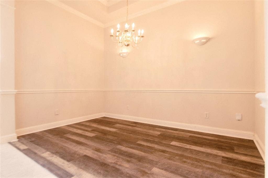 8017 Springmoss Drive, Plano, TX 75025 8017 Springmoss Drive, Plano, TX 75025