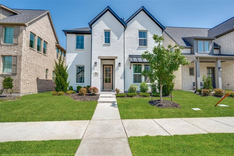 Property photo for 809 Isabel Street, Celina, TX